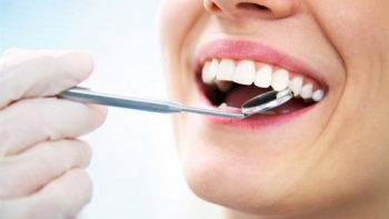 Diş Eti Çekilmesi ve Tedavisi